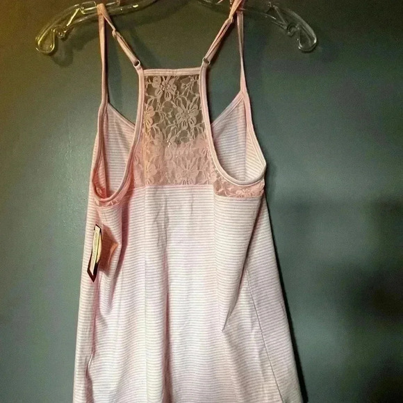 Women's Sleepwear Size M NWT Pink & White Lightweight Tank Top and Flowy Pants - Picture 7 of 8